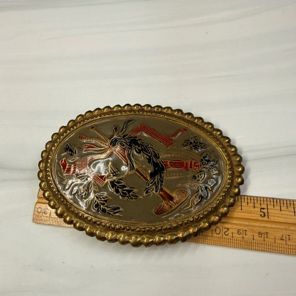 Unbranded ornate vintage